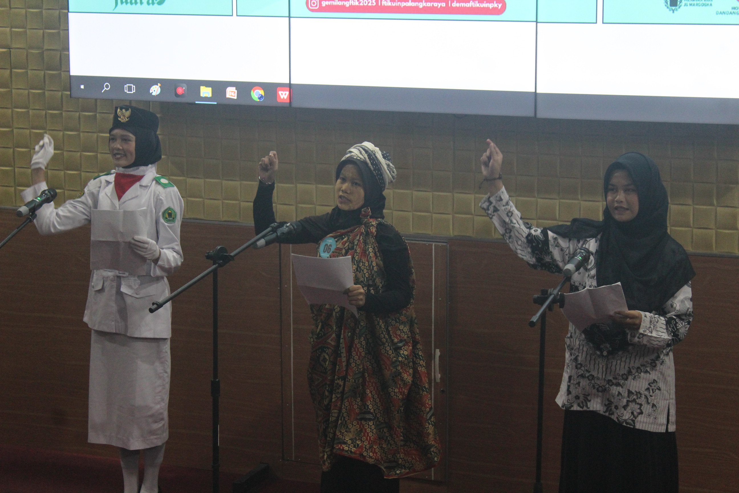 Foto SITI MAIMUNAH, SALSABILA, ANNISA AZZAHRA